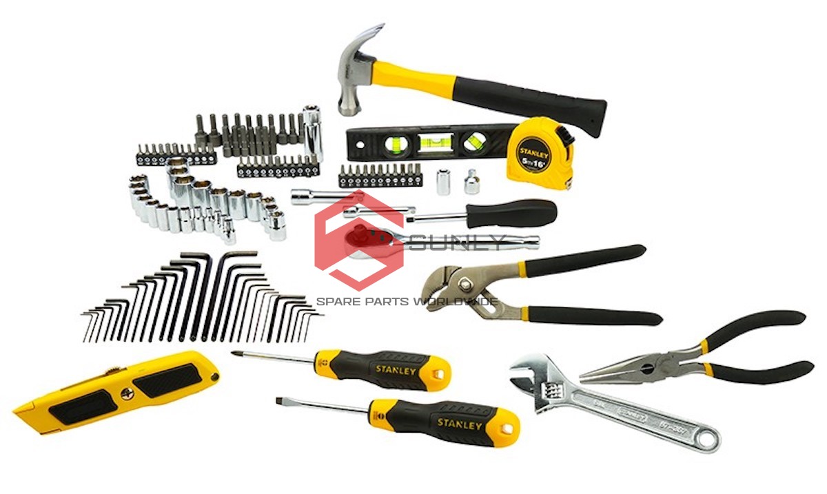 Total và Stanley: Đánh giá về độ bền và giá cả
