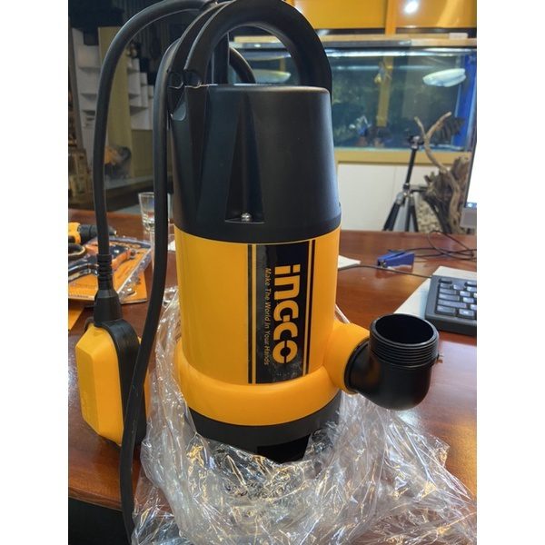 may-bom-chim-nuoc-thai-750w-ingco-spd7508-1