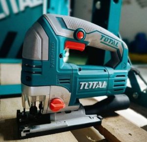 máy cưa gỗ Total