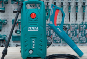 máy rửa xe total 1400w